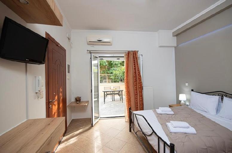 Tsoutsis Apartment Vasiliki (Lefkada)